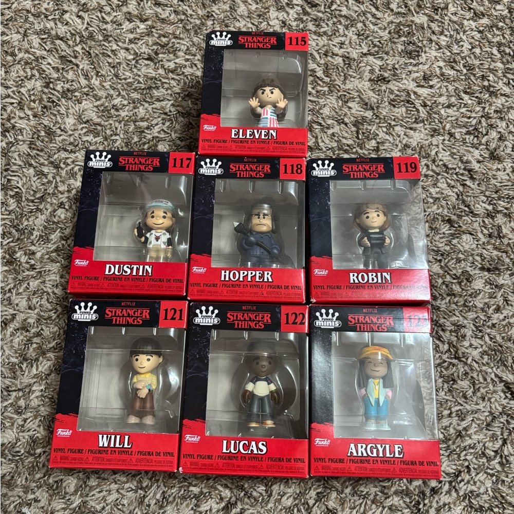 Funko Mini Stranger Things Pops Pre Loved—Pick one - Picture 2 of 16